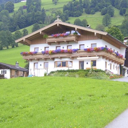 Bauernhof Hundbichl Villa บริกเซินอิมทาเล ภายนอก รูปภาพ