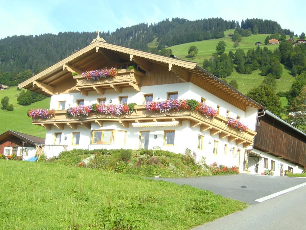 Bauernhof Hundbichl Villa บริกเซินอิมทาเล ภายนอก รูปภาพ