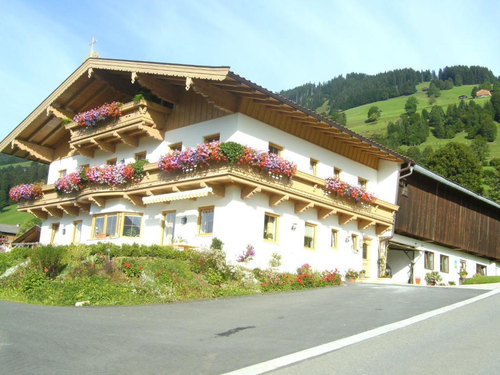 Bauernhof Hundbichl Villa บริกเซินอิมทาเล ภายนอก รูปภาพ